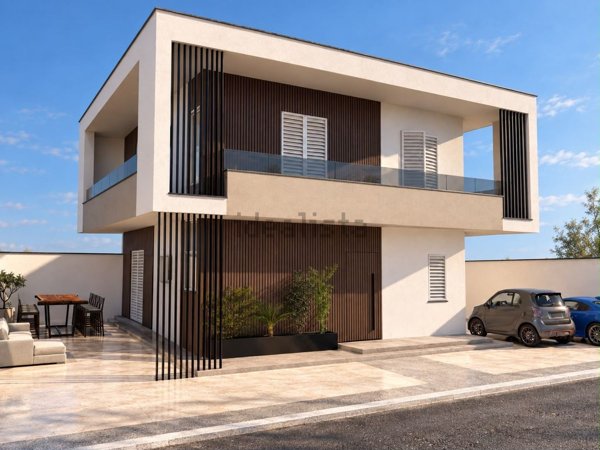 casa indipendente in vendita a Marcianise in zona Airola