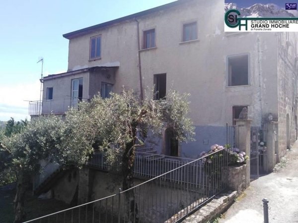 appartamento in vendita a Marzano Appio