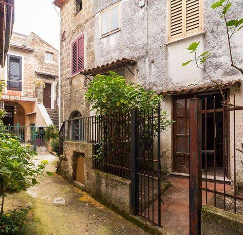 casa indipendente in vendita a Marzano Appio