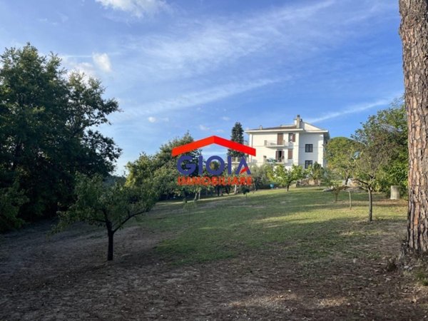 casa indipendente in vendita a Marzano Appio