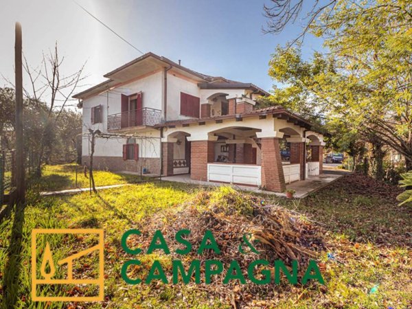 casa indipendente in vendita a Marzano Appio