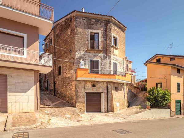 appartamento in vendita a Marzano Appio