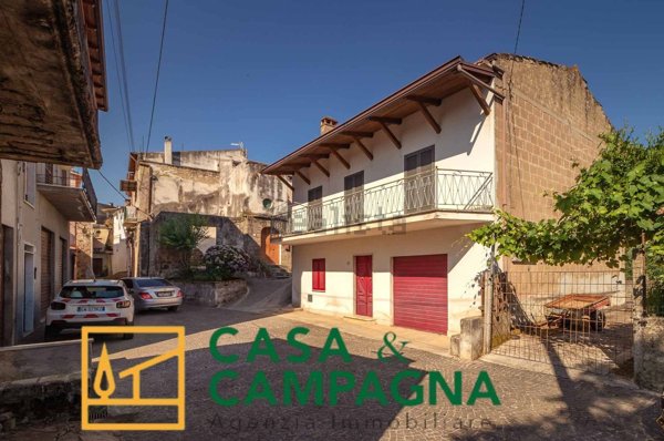 casa indipendente in vendita a Marzano Appio