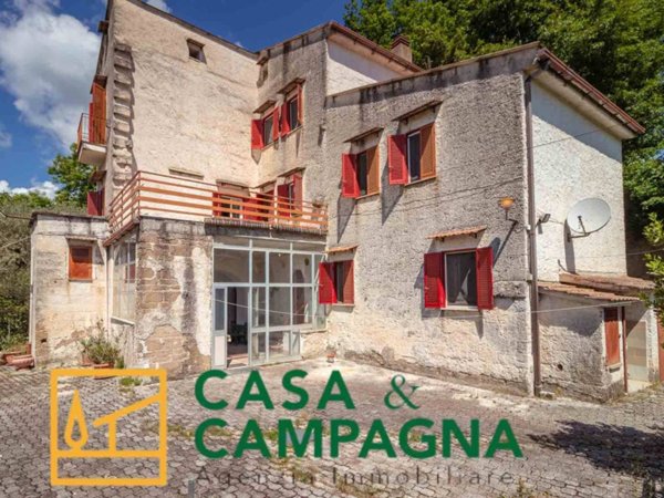 casa indipendente in vendita a Marzano Appio