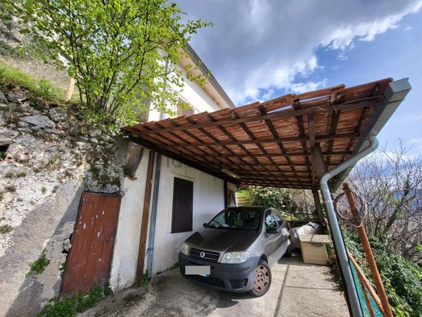 appartamento in vendita a Marzano Appio