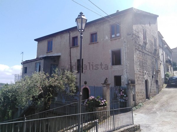 casa indipendente in vendita a Marzano Appio