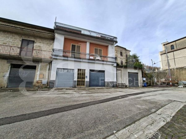 casa indipendente in vendita a Marzano Appio