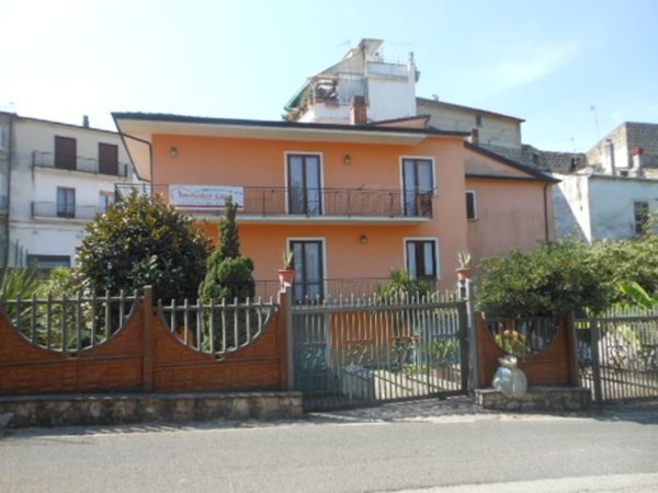 casa indipendente in vendita a Marzano Appio