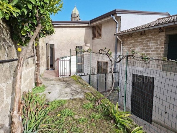 casa indipendente in vendita a Marzano Appio