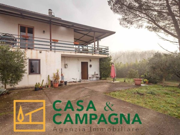 casa indipendente in vendita a Mignano Monte Lungo
