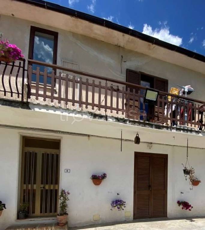 appartamento in vendita a Mignano Monte Lungo in zona Campozillone