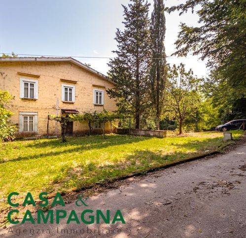 casa indipendente in vendita a Mignano Monte Lungo