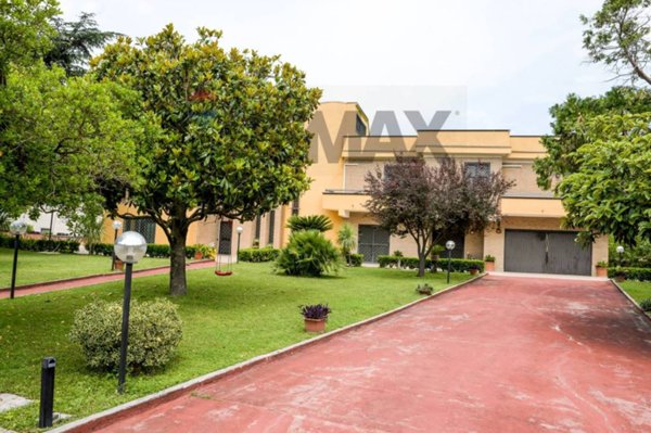 casa indipendente in vendita a Mignano Monte Lungo