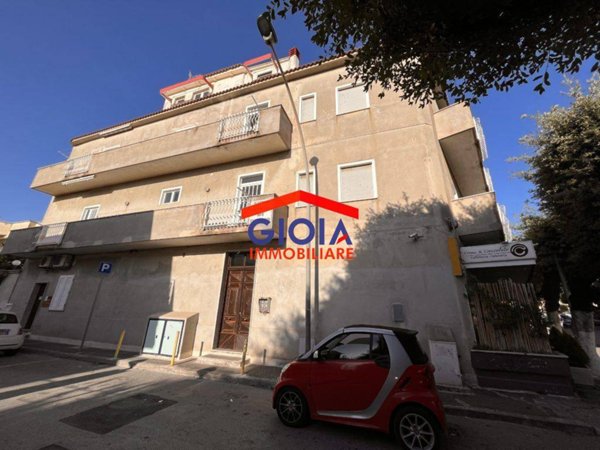 intera palazzina in vendita a Mondragone