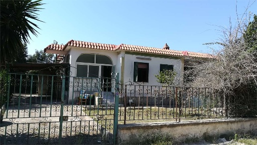 casa indipendente in vendita a Mondragone