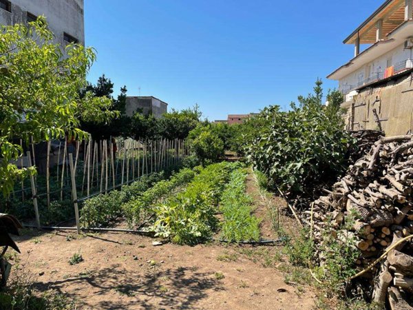 terreno edificabile in vendita a Mondragone