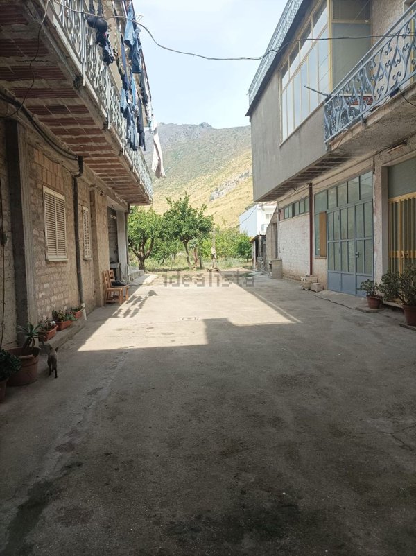 appartamento in vendita a Mondragone