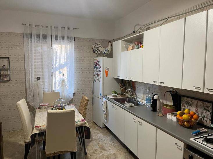casa indipendente in vendita a Mondragone
