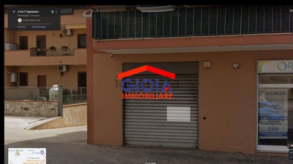locale commerciale in vendita a Mondragone