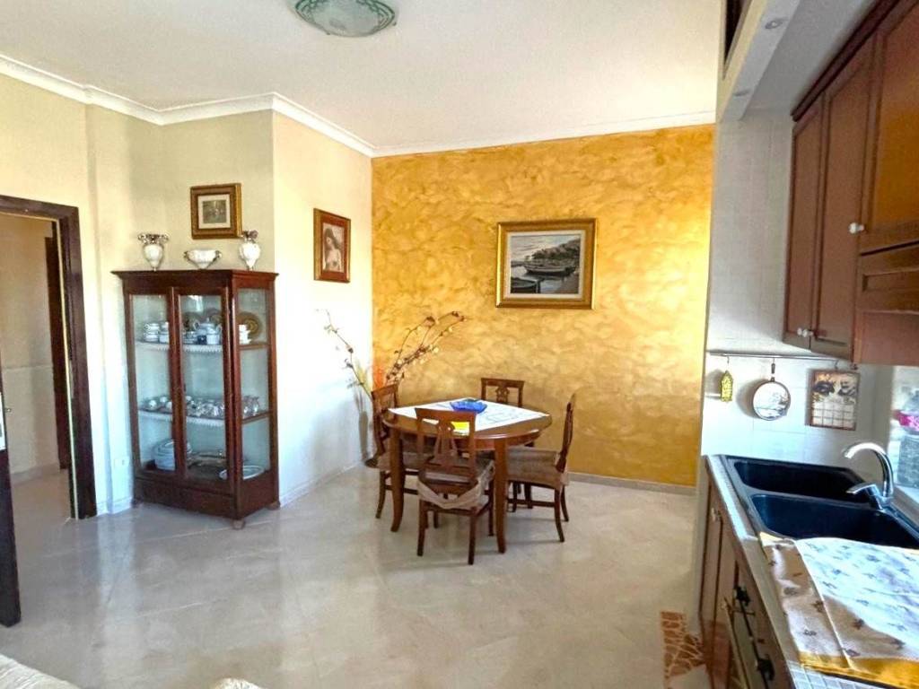 appartamento in vendita a Mondragone in zona Pescopagano