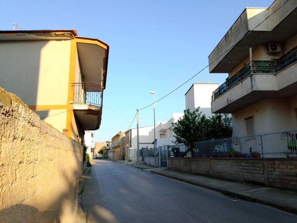 casa indipendente in vendita a Mondragone