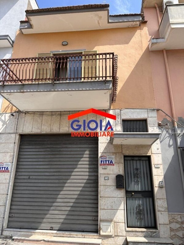 casa indipendente in vendita a Mondragone