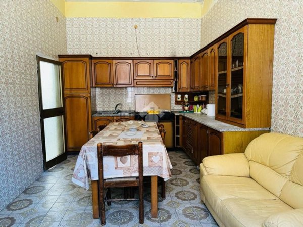quadrivano in vendita a Mondragone