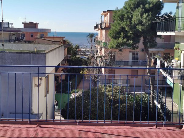 appartamento in vendita a Mondragone