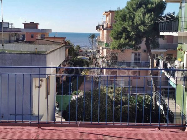 appartamento in vendita a Mondragone