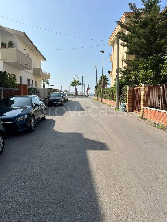 appartamento in vendita a Mondragone