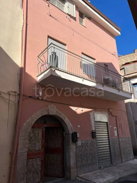 casa indipendente in vendita a Mondragone