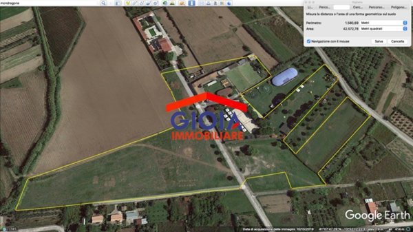 negozio in vendita a Mondragone