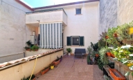 casa indipendente in vendita a Mondragone