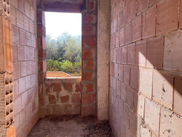 casa indipendente in vendita a Mondragone