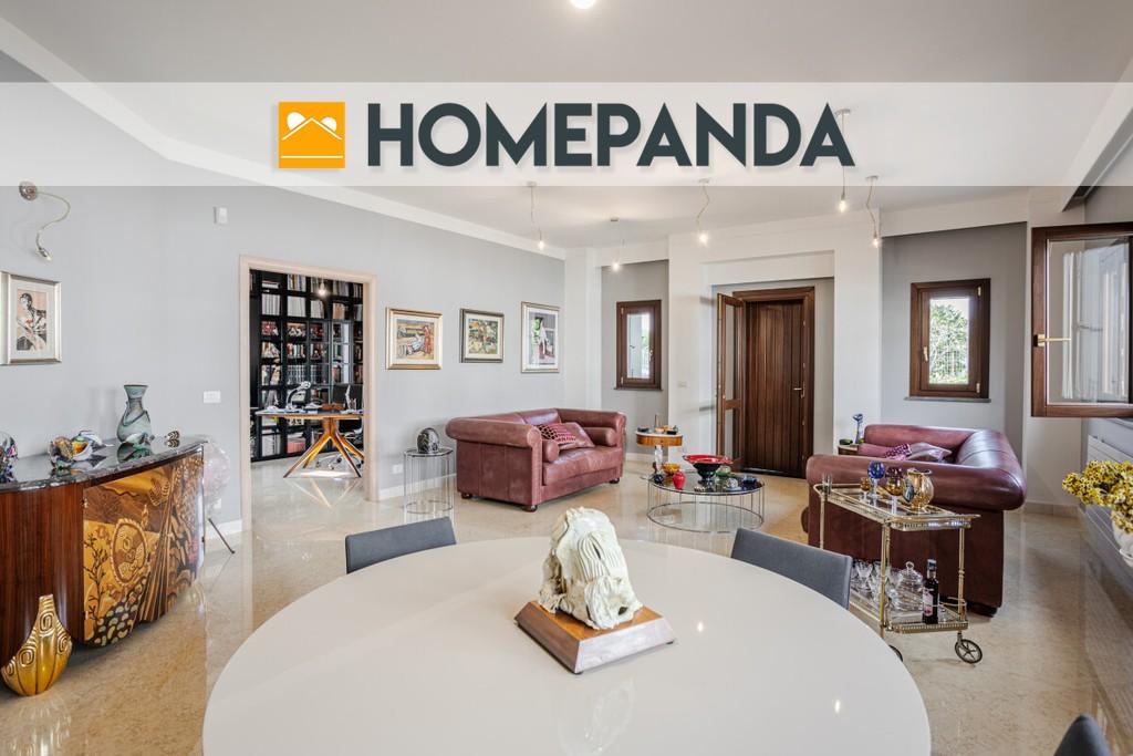 casa indipendente in vendita a Mondragone