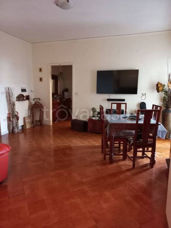 appartamento in vendita a Mondragone