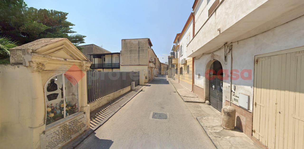 casa indipendente in vendita a Mondragone