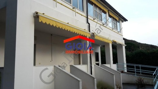 casa indipendente in vendita a Mondragone