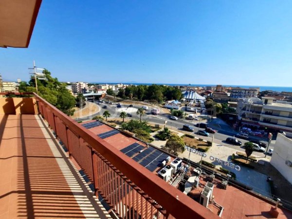 appartamento in vendita a Mondragone