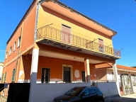 appartamento in vendita a Mondragone