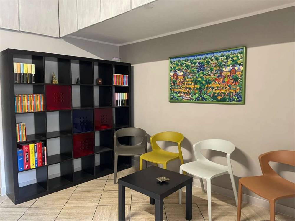 ufficio in vendita a Mondragone
