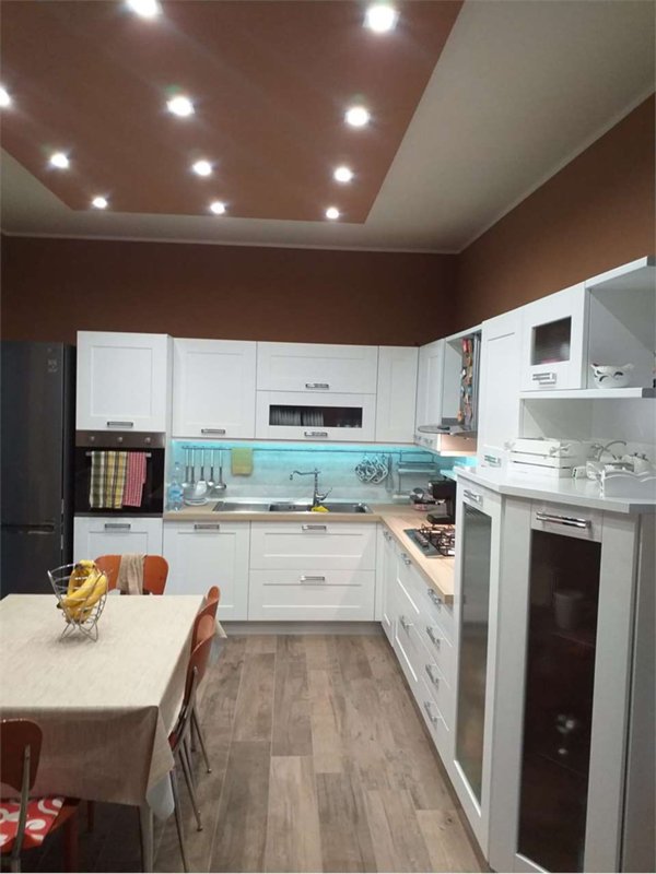 casa indipendente in vendita a Mondragone