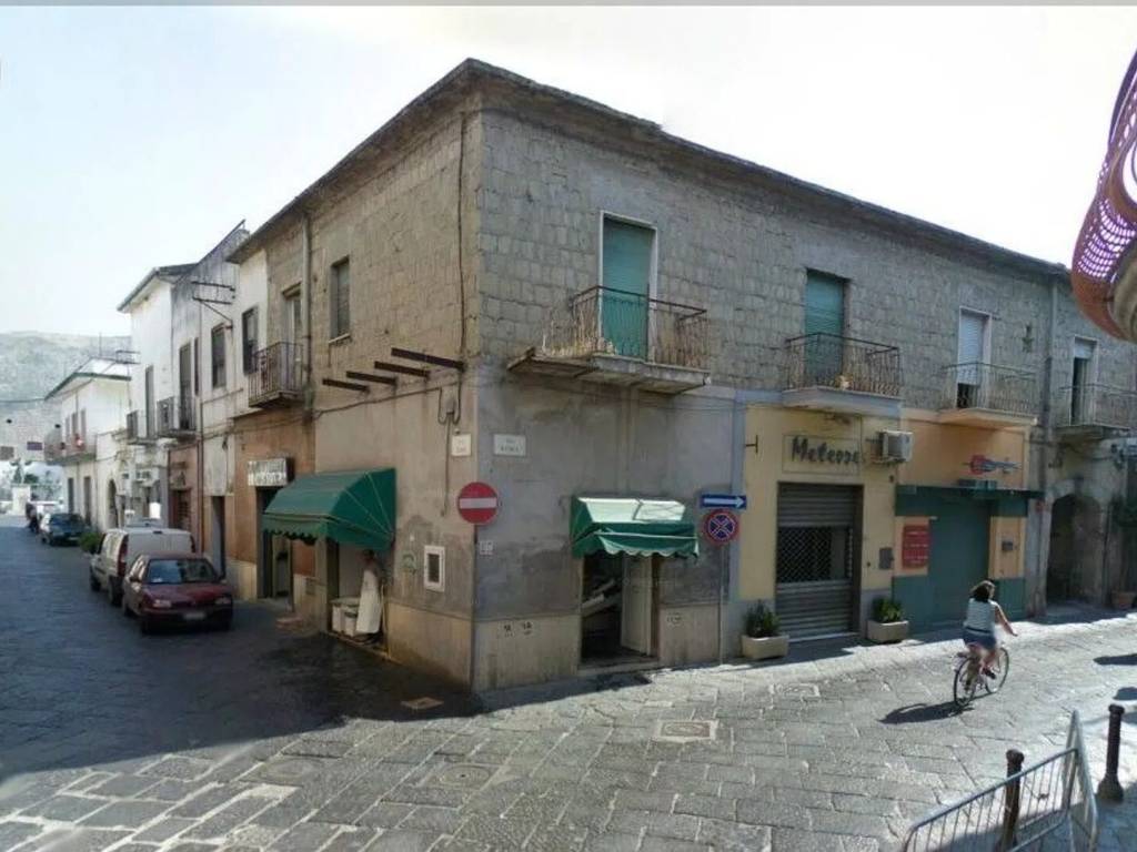 appartamento in vendita a Mondragone