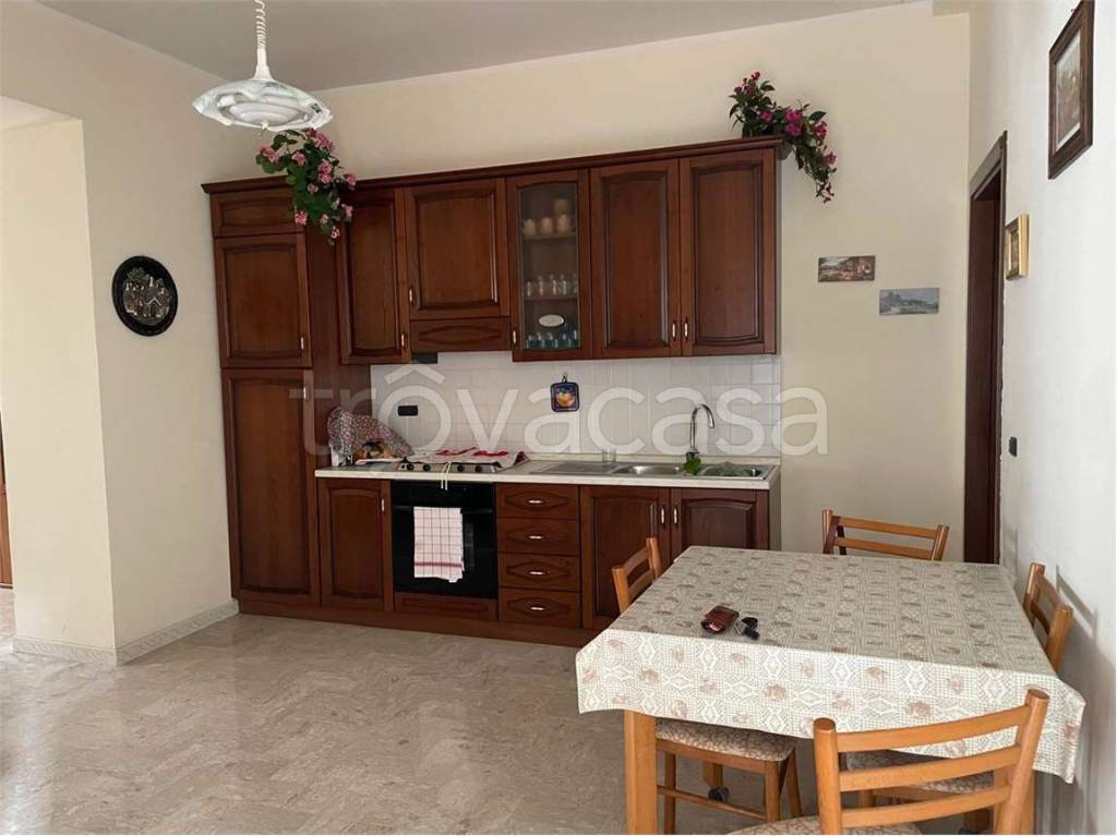 appartamento in vendita a Mondragone