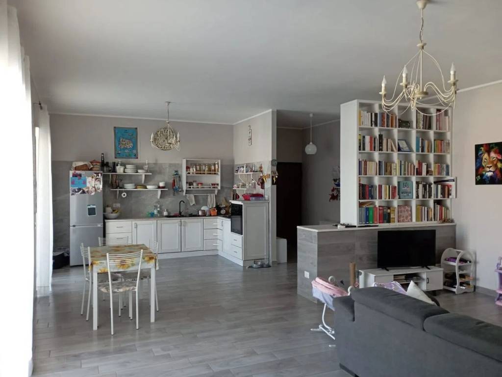 appartamento in vendita a Mondragone