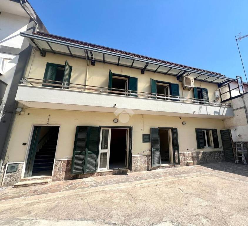 appartamento in vendita a Mondragone
