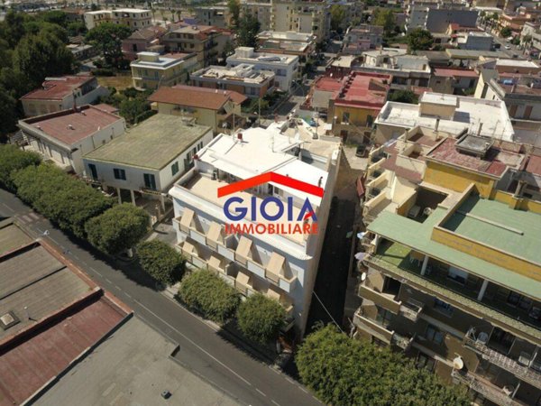 intera palazzina in vendita a Mondragone