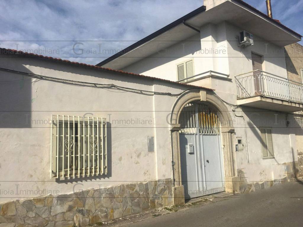 appartamento in vendita a Mondragone