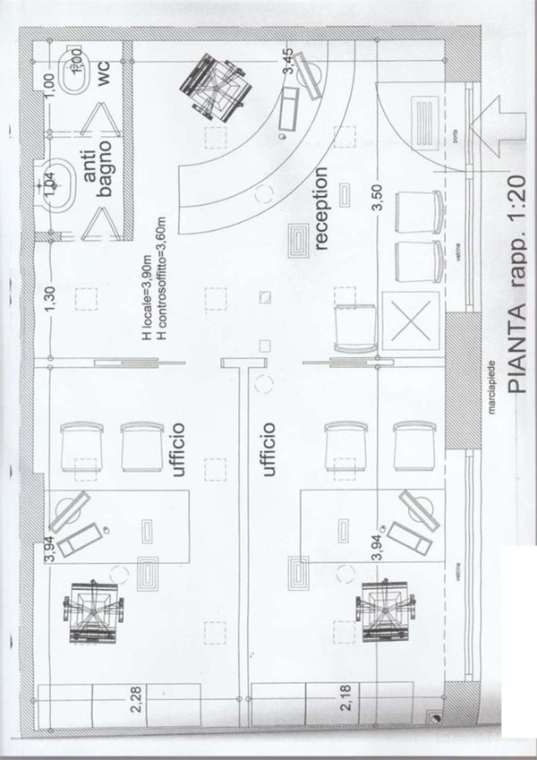 locale commerciale in vendita a Mondragone