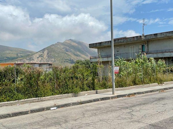 terreno edificabile in vendita a Mondragone